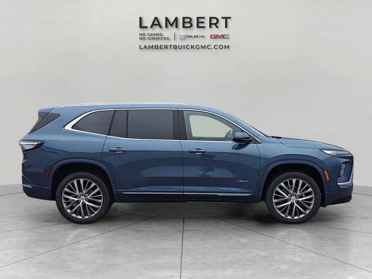 New 2026 Buick Enclave Avenir w/ Super Cruise Package AWD/4WD image 6