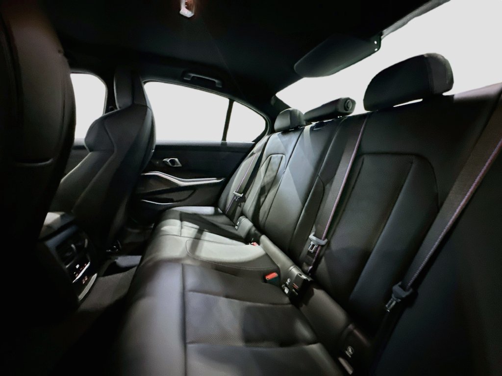 Used 2025 BMW M3 w/ Executive Package RWD image 25