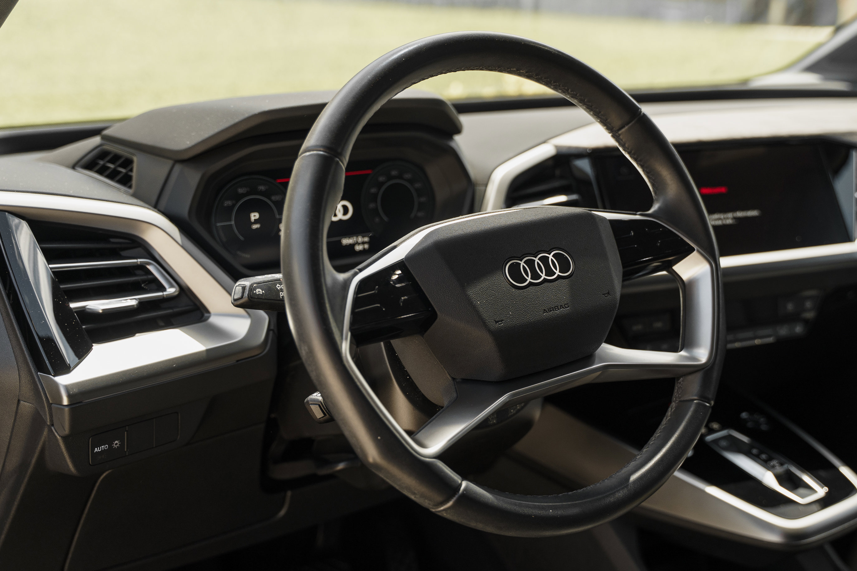 Used 2023 Audi Q4 e-tron Premium w/ Convenience Package AWD/4WD image 10