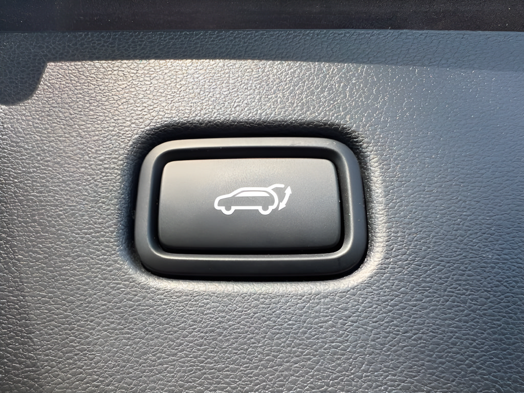 Used 2025 Hyundai Tucson SEL AWD/4WD image 14