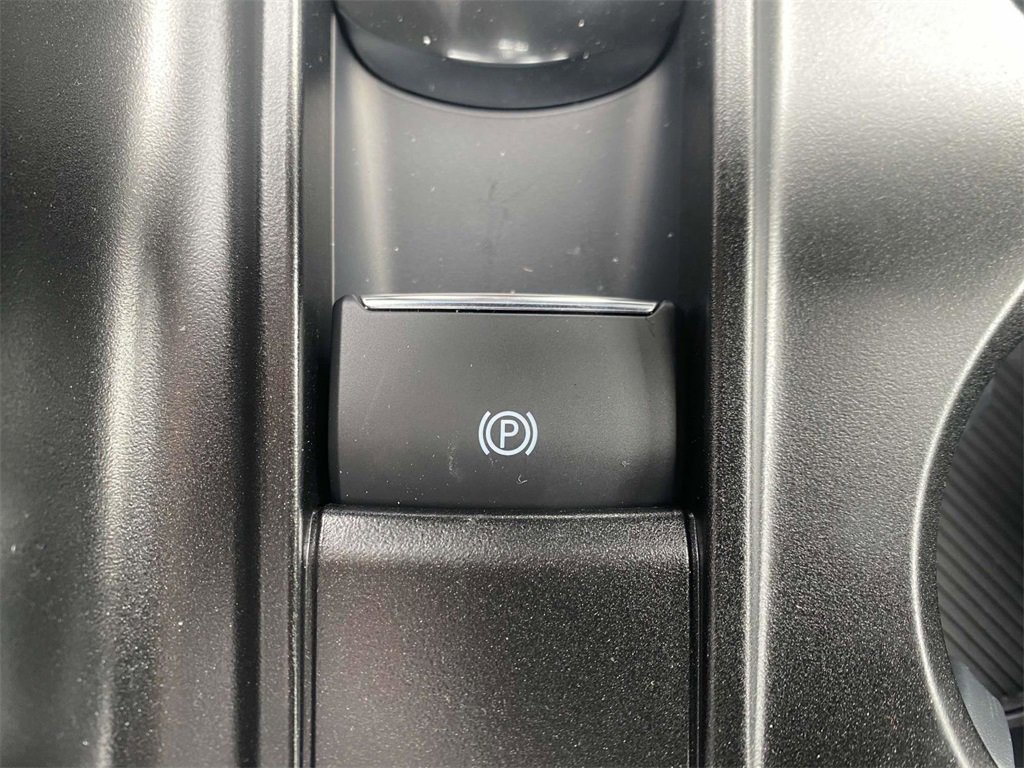 New 2025 Ford Explorer Active image 28