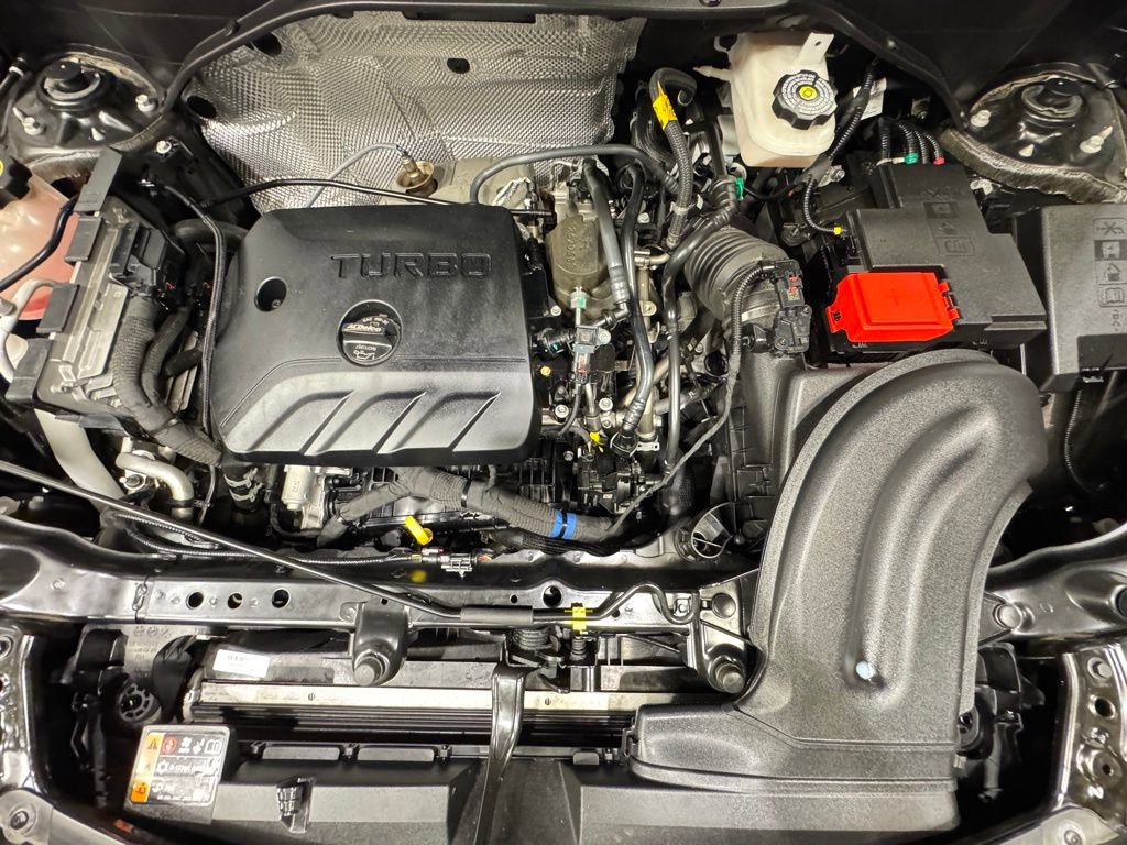 Used 2024 Buick Encore GX Sport Touring w/ Comfort Package FWD image 33