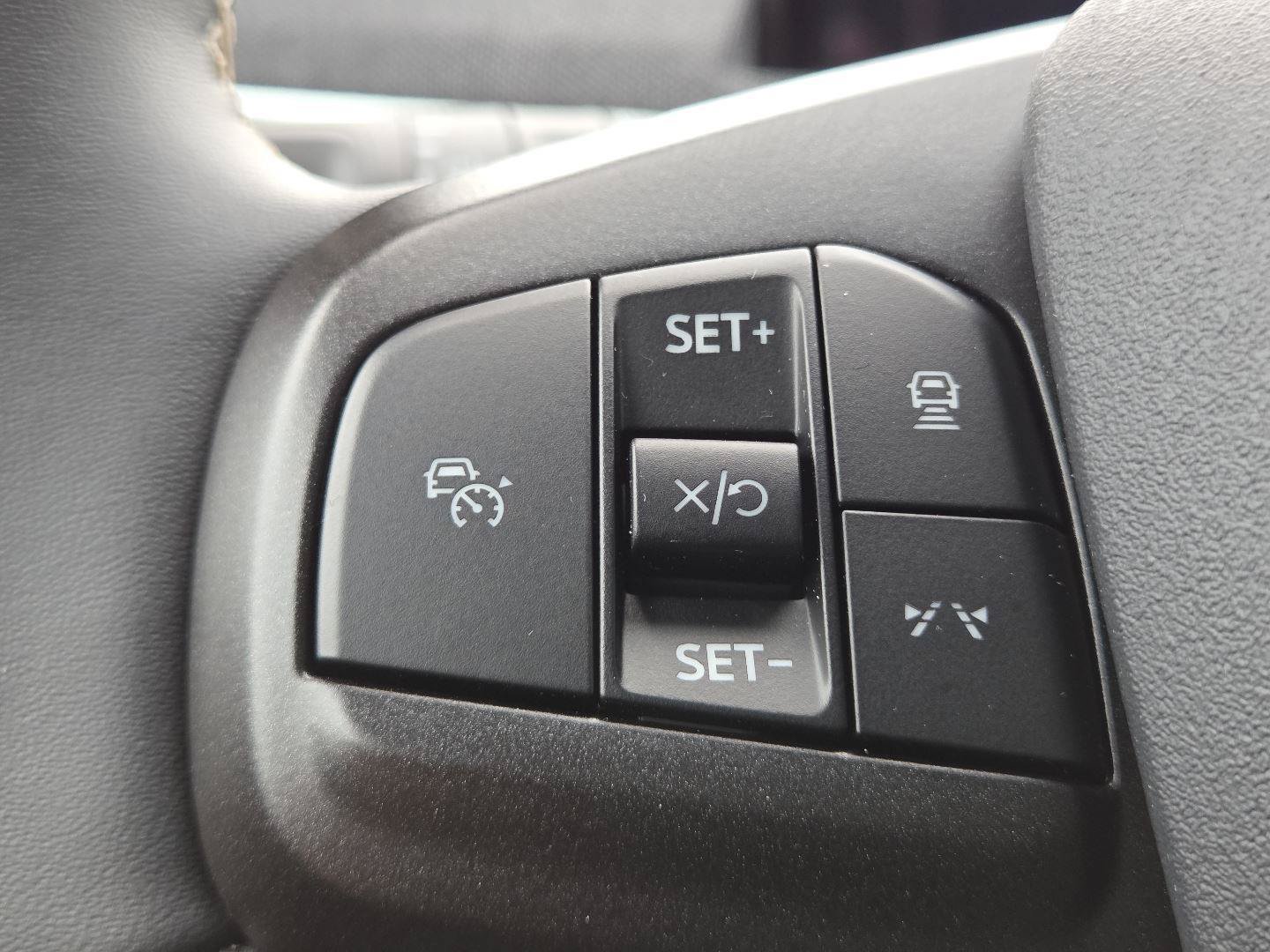 Used 2025 Ford Mustang Mach-E GT AWD/4WD image 28