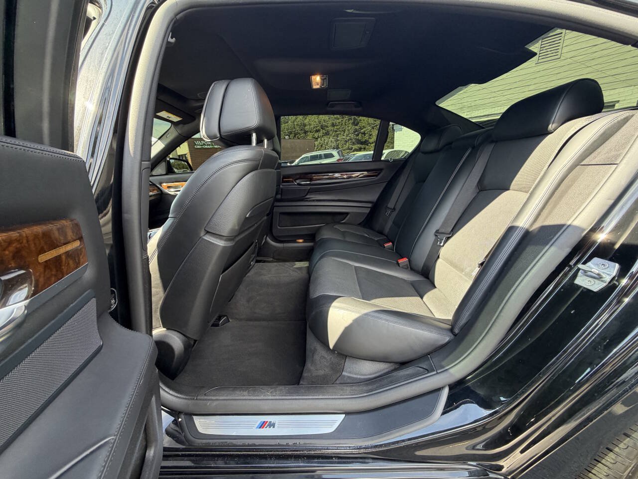 Used 2014 BMW 750Li RWD image 9
