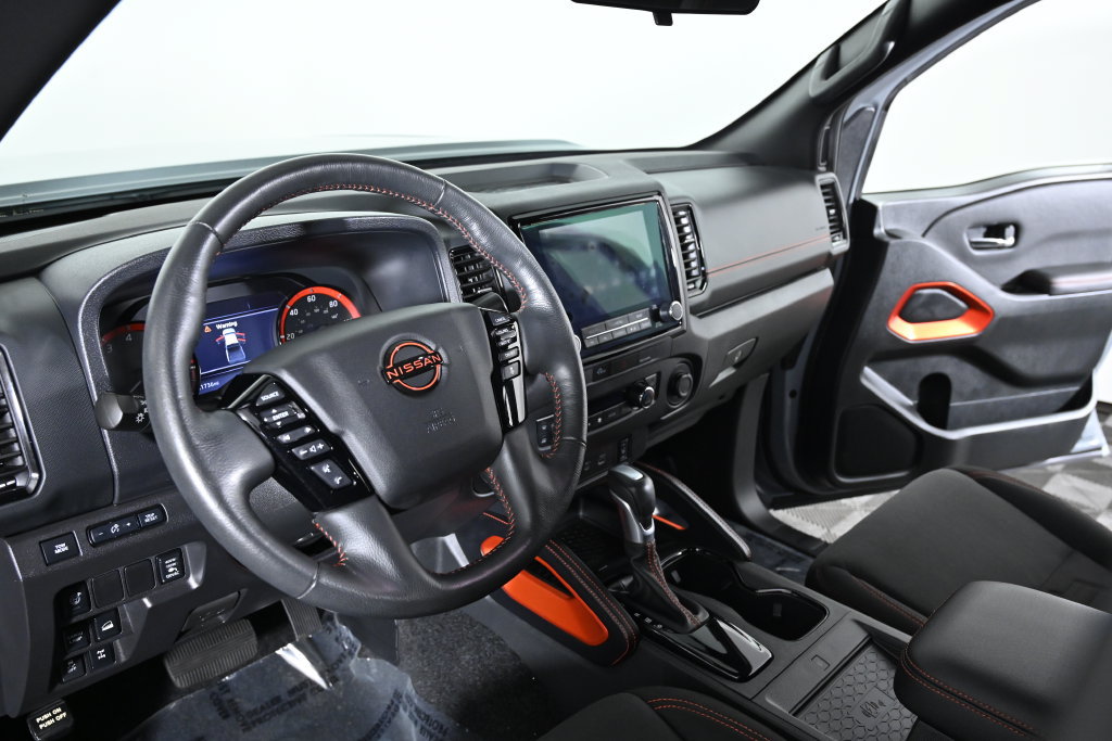 Certified 2023 Nissan Frontier PRO-4X w/ Pro Convenience Package AWD/4WD image 13