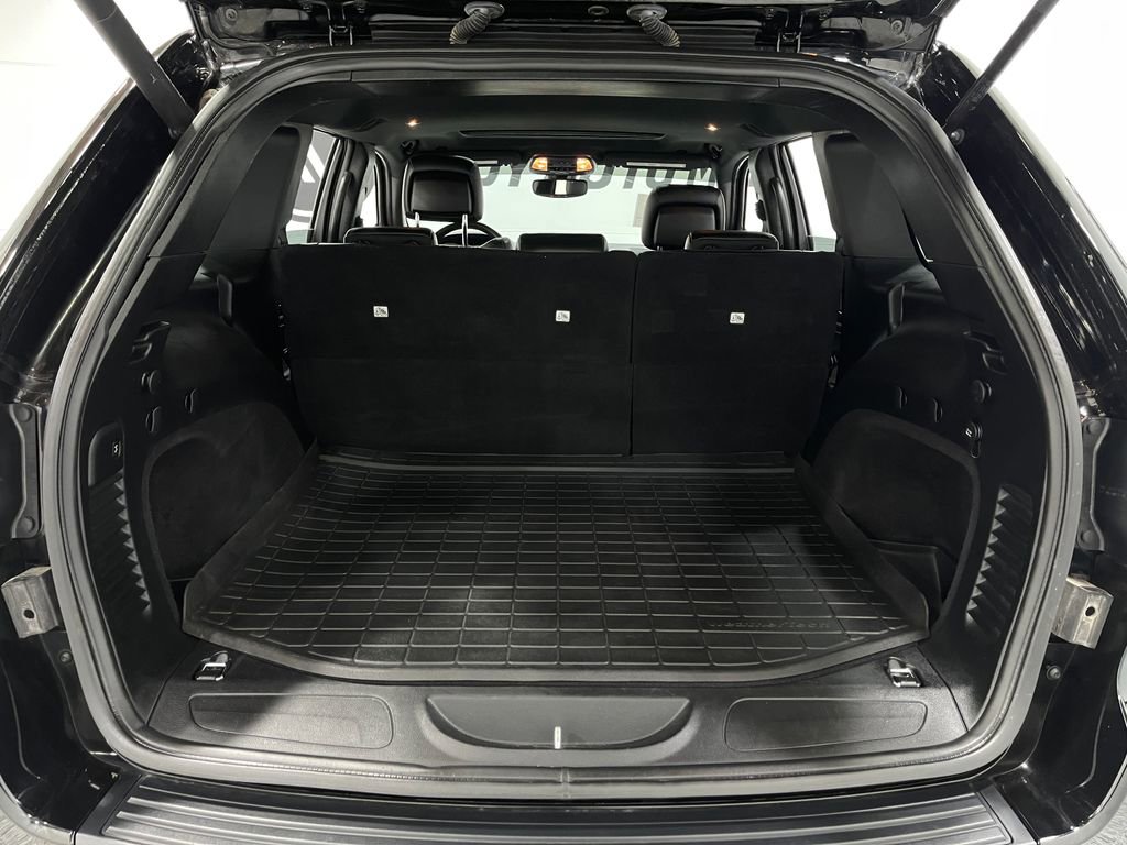 Used 2019 Jeep Grand Cherokee Altitude image 27