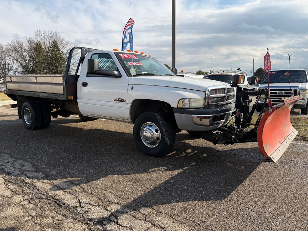 Used 2002 Dodge Ram 3500 Truck 2WD Regular Cab image 1