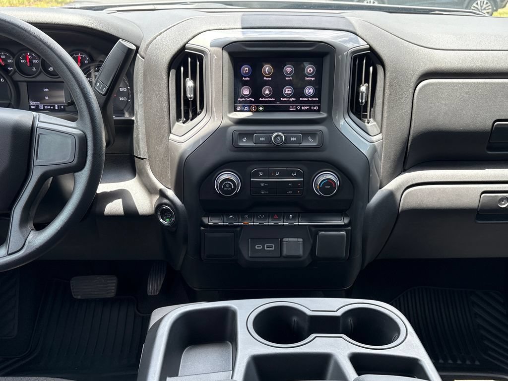 Used 2026 Chevrolet Silverado 1500 Custom w/ LPO, Dark Essentials Package AWD/4WD image 14