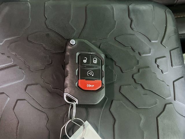 Used 2022 Jeep Wrangler Unlimited Rubicon w/ Trailer Tow Package image 33