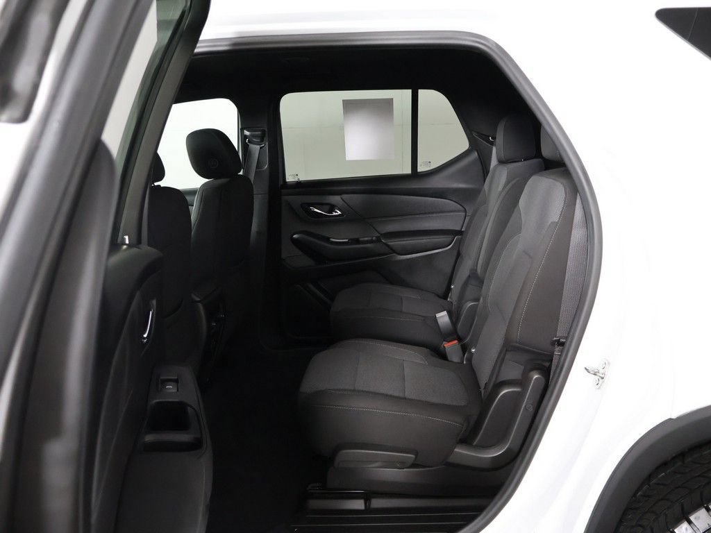Used 2022 Chevrolet Traverse LT AWD/4WD image 32