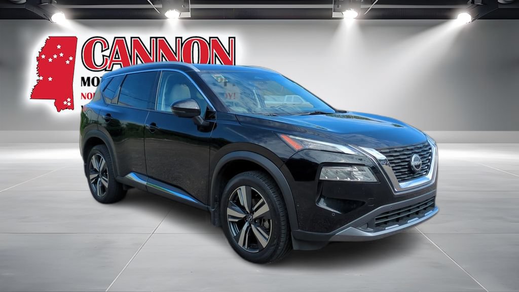 Used 2023 Nissan Rogue SL w/ SL Premium Package FWD image 3