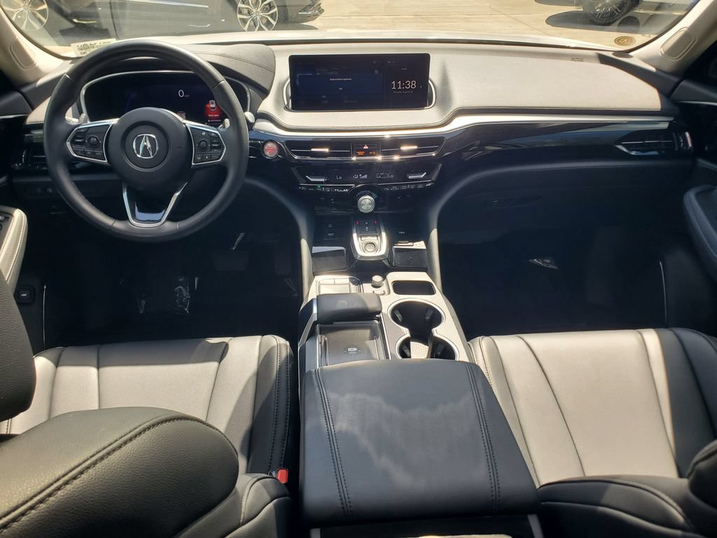 Used 2024 Acura MDX FWD image 10