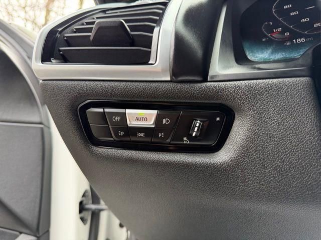 Used 2020 BMW M8 Coupe image 25