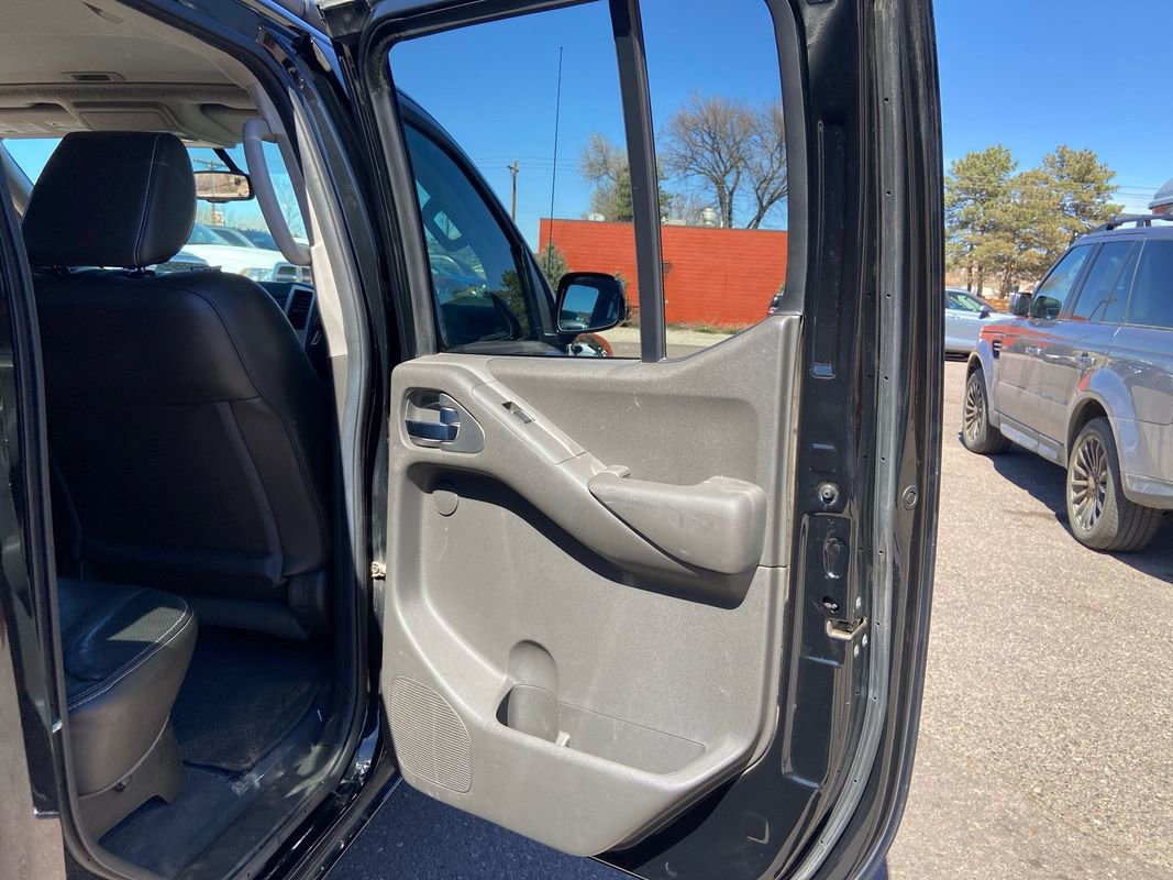 Used 2019 Nissan Frontier PRO-4X w/ Pro-4x Luxury Package AWD/4WD image 29