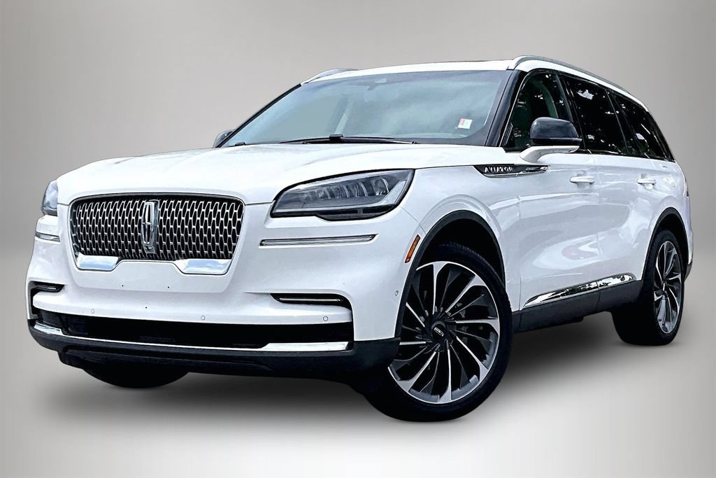 Used 2023 Lincoln Aviator Reserve w/ Equipment Group 201A AWD/4WD image 2