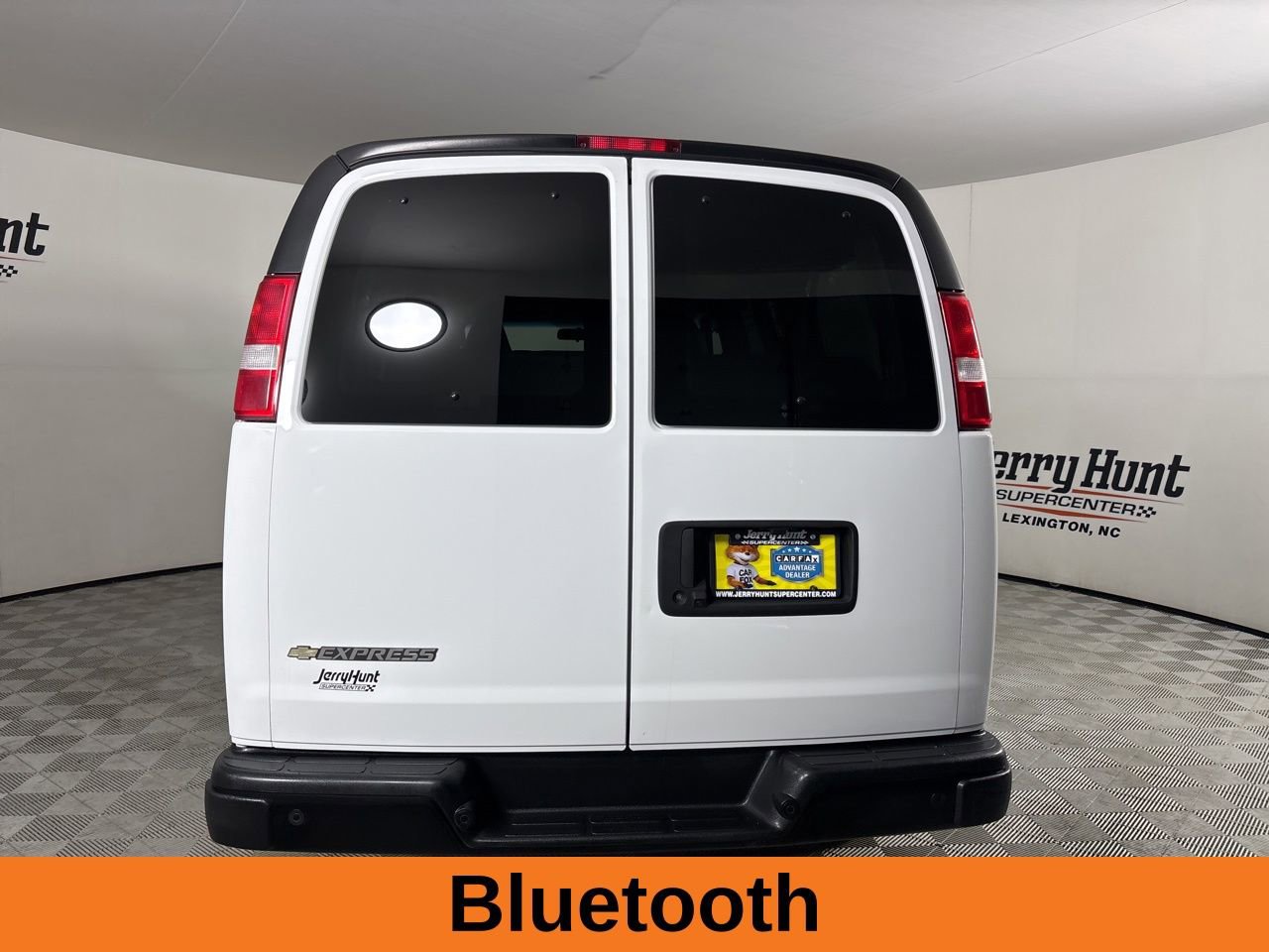 Used 2023 Chevrolet Express 3500 LS image 6