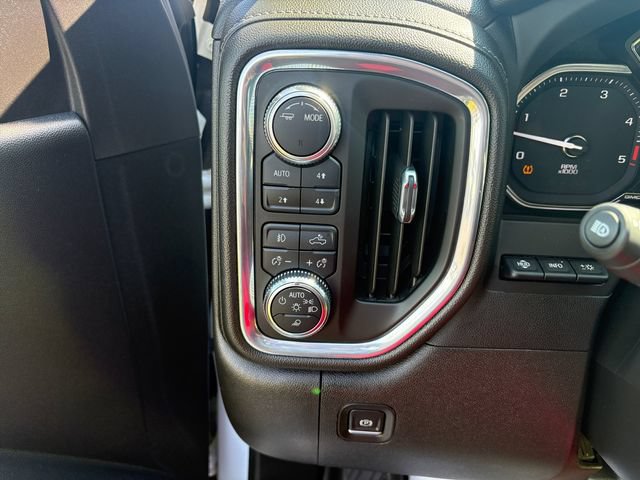 Used 2023 GMC Sierra 2500 Denali w/ Denali Ultimate Package AWD/4WD image 27
