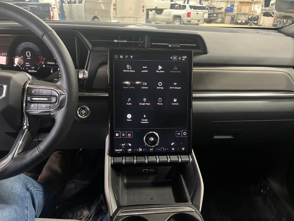 Used 2026 GMC Terrain Elevation image 20