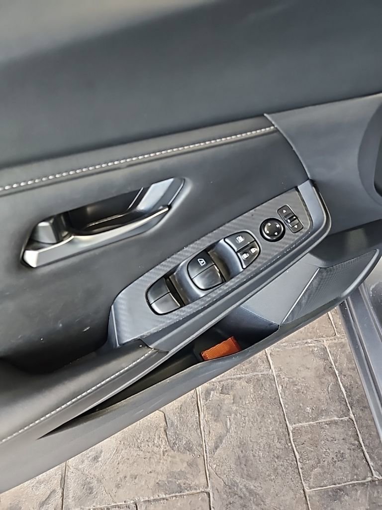 Used 2024 Nissan Sentra SV image 25