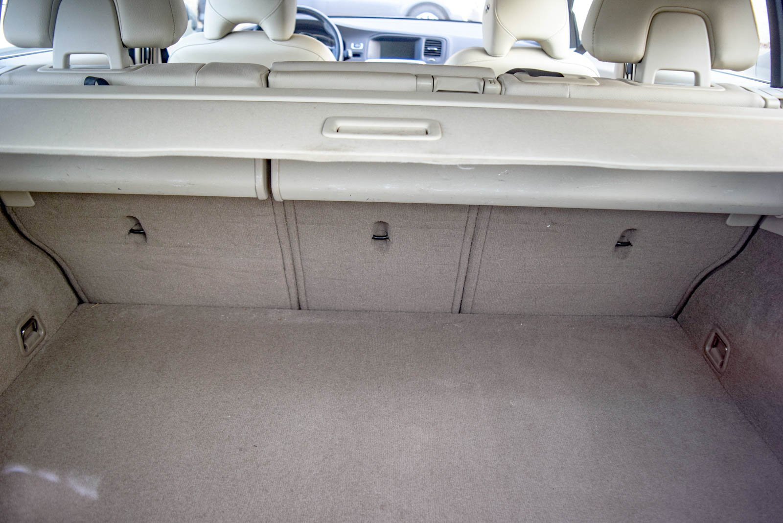 Used 2015 Volvo V60 T5 Premier image 13