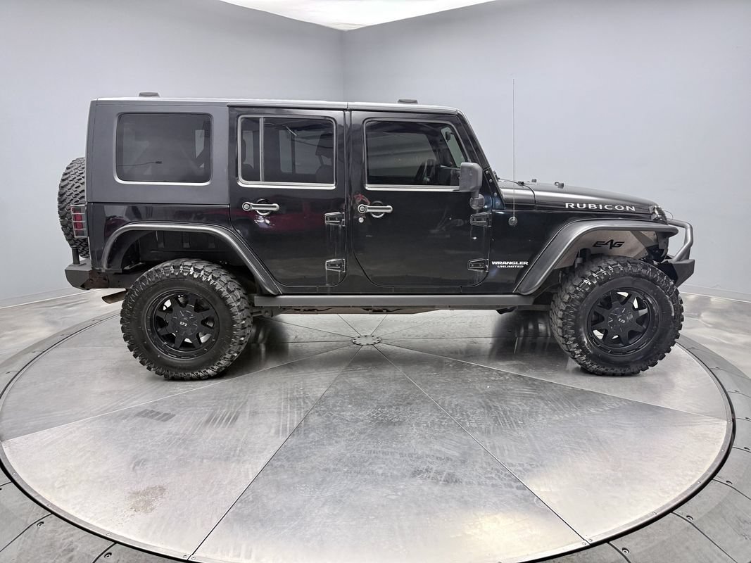 Used 2010 Jeep Wrangler Unlimited Rubicon w/ Trailer Tow Group AWD/4WD image 4