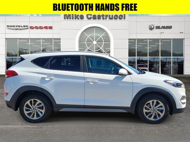 Used 2017 Hyundai Tucson SE AWD/4WD image 3
