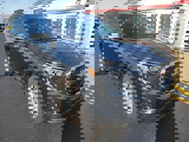 Used 2020 GMC Terrain SLE w/ Driver Convenience Package