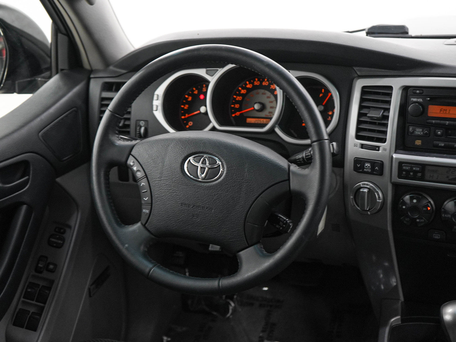 Used 2005 Toyota 4Runner Sport AWD/4WD image 14