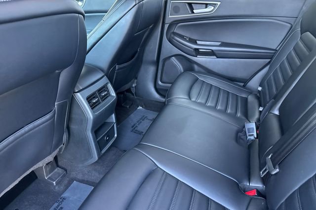 Used 2024 Ford Edge SEL image 14