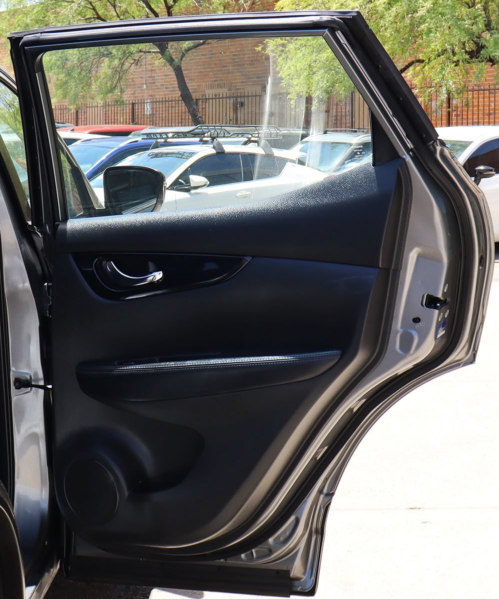 Used 2019 Nissan Rogue Sport SV FWD image 26