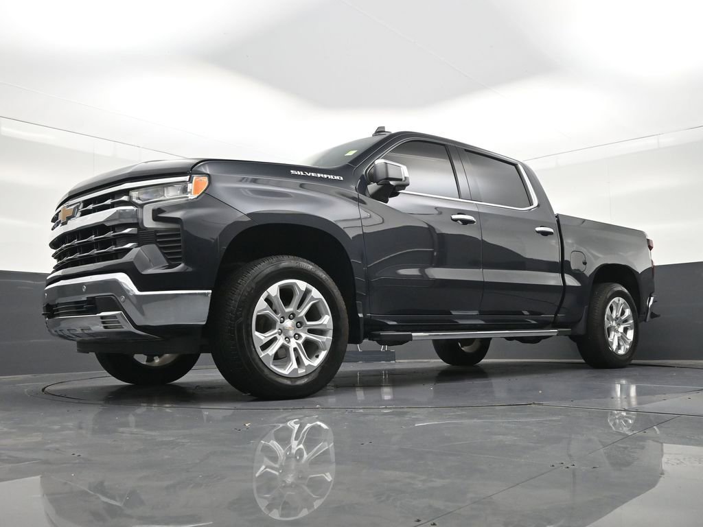 Used 2023 Chevrolet Silverado 1500 LTZ RWD image 21
