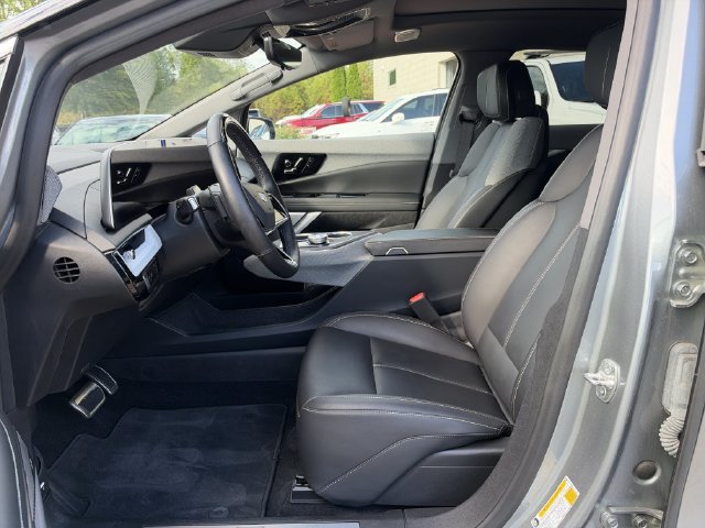 Certified 2025 Cadillac Optiq Luxury 1 AWD/4WD image 9