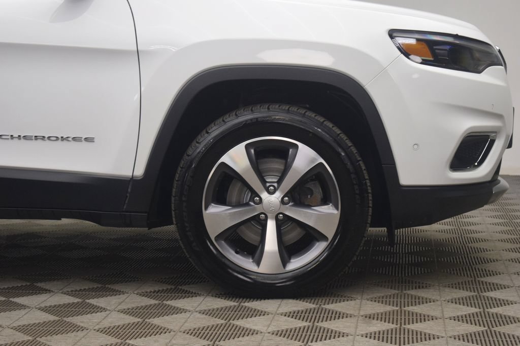 Used 2021 Jeep Cherokee Limited AWD/4WD image 31