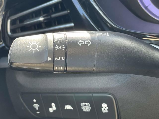 Used 2022 Kia Niro LXS image 32