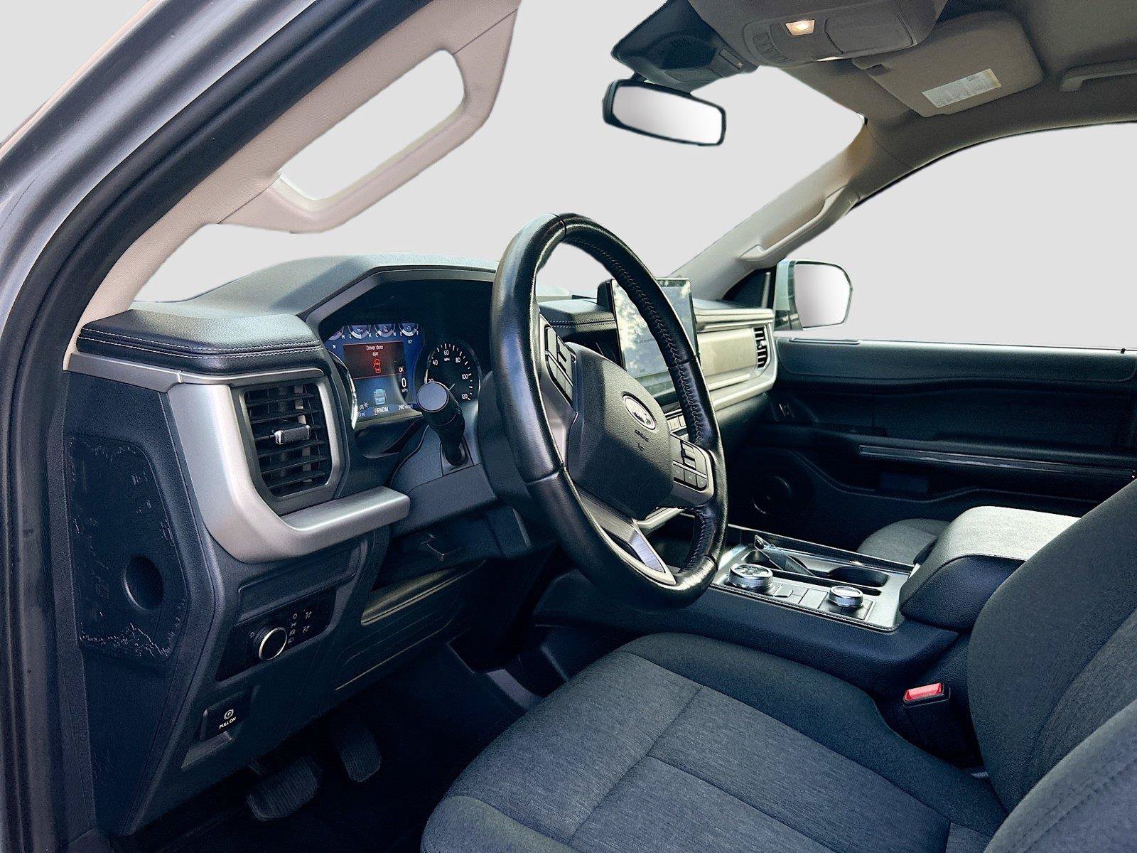 Used 2024 Ford Expedition Max XLT AWD/4WD image 26