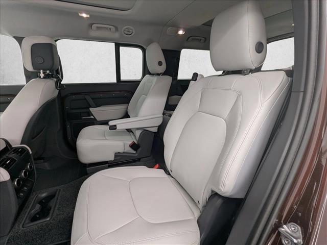 New 2025 Land Rover Defender 130 S image 21