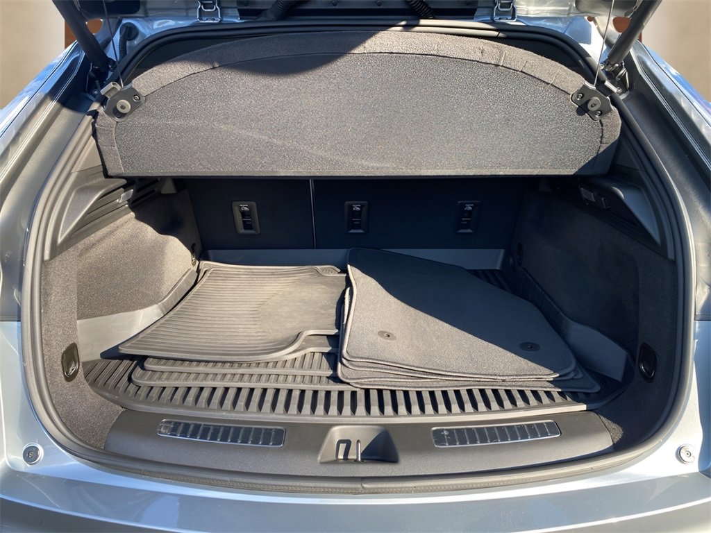 Used 2024 Cadillac XT4 Sport image 12