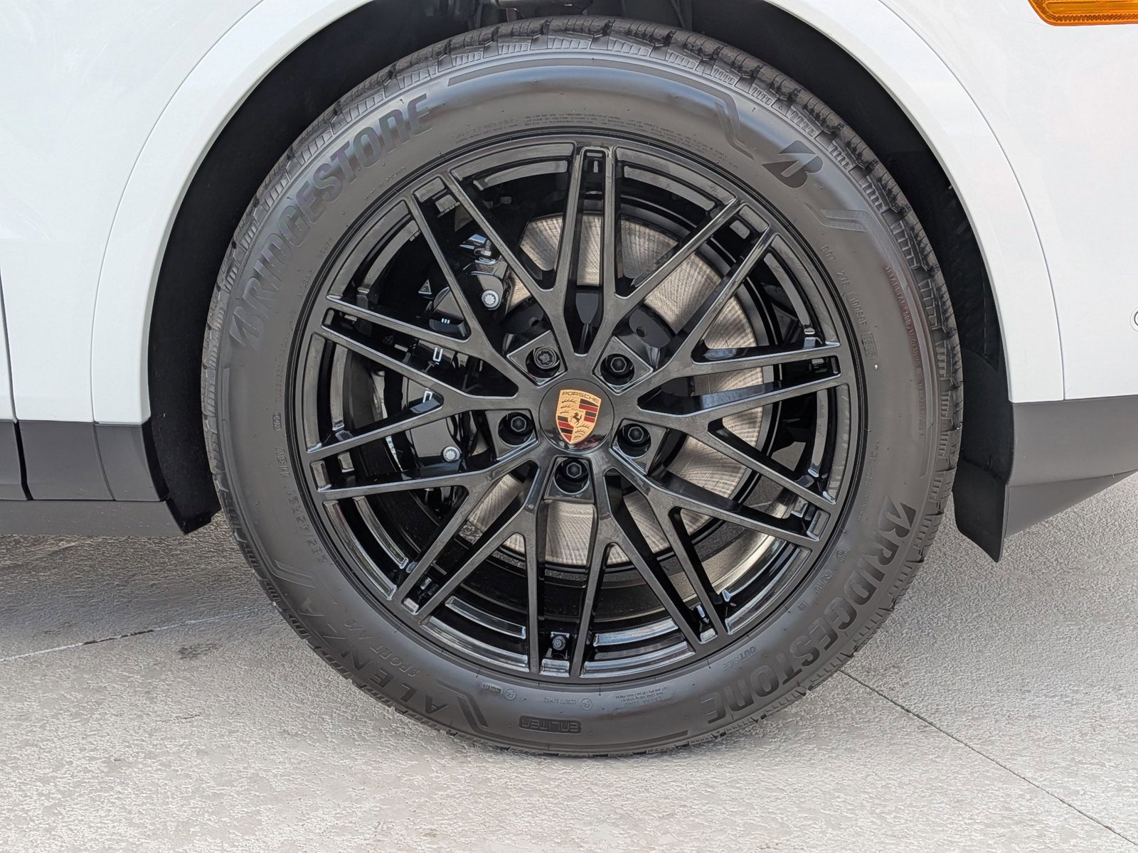 New 2026 Porsche Cayenne image 29