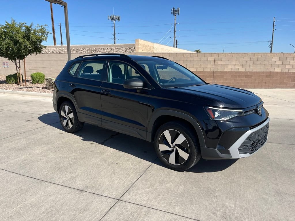 Used 2025 Volkswagen Taos S AWD/4WD image 4
