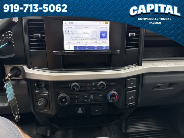 New 2026 Ford F250 XL w/ XL Chrome Package image 27