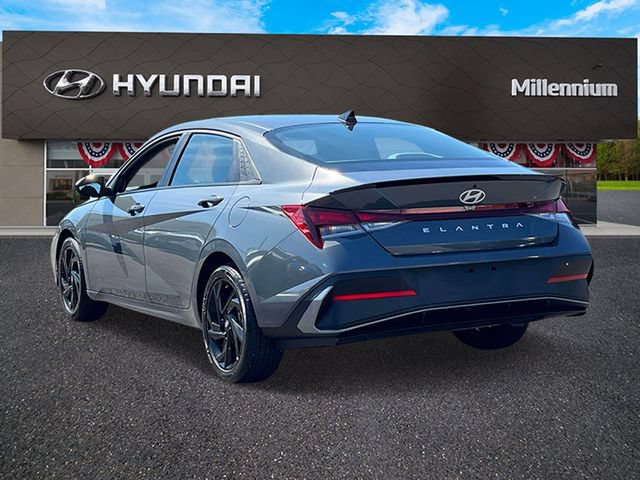 Certified 2026 Hyundai Elantra Sport FWD image 7
