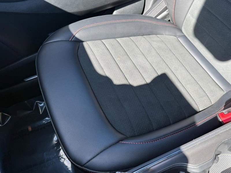 Certified 2022 Ford Edge ST-Line image 29