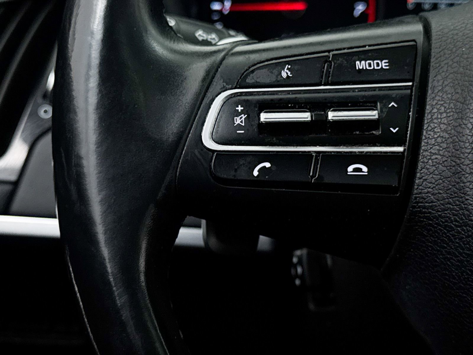 Used 2018 Kia Stinger Premium image 37