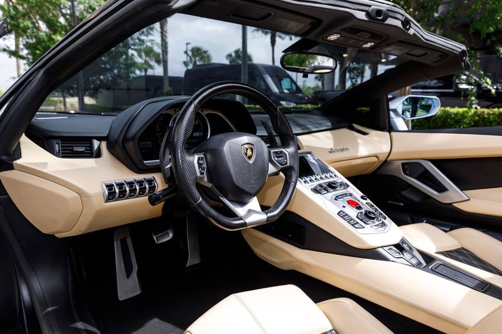 Used 2014 Lamborghini Aventador LP 700-4 AWD/4WD image 20