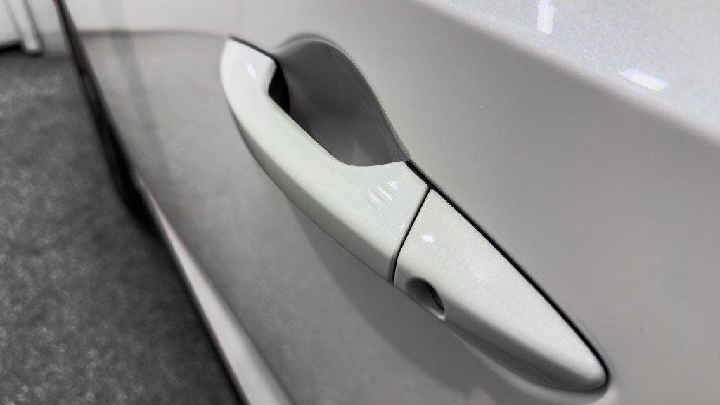 Used 2024 Acura MDX A-Spec image 12