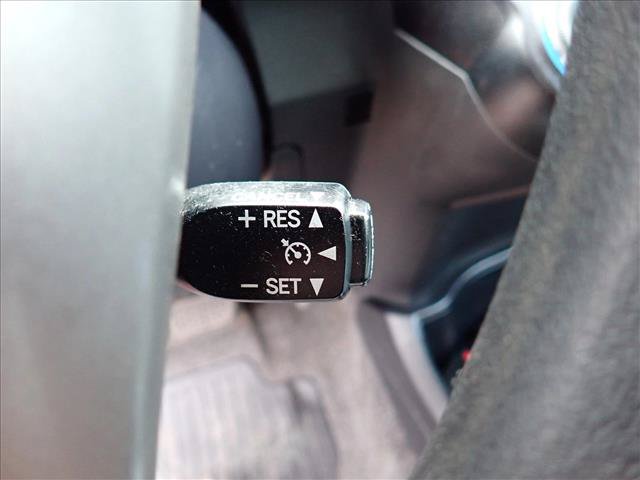 Used 2014 Toyota Prius C Three FWD image 11