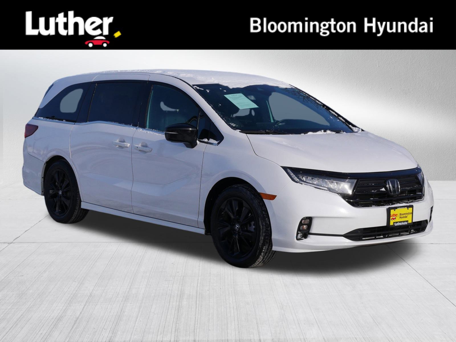 Used 2024 Honda Odyssey Sport image 1