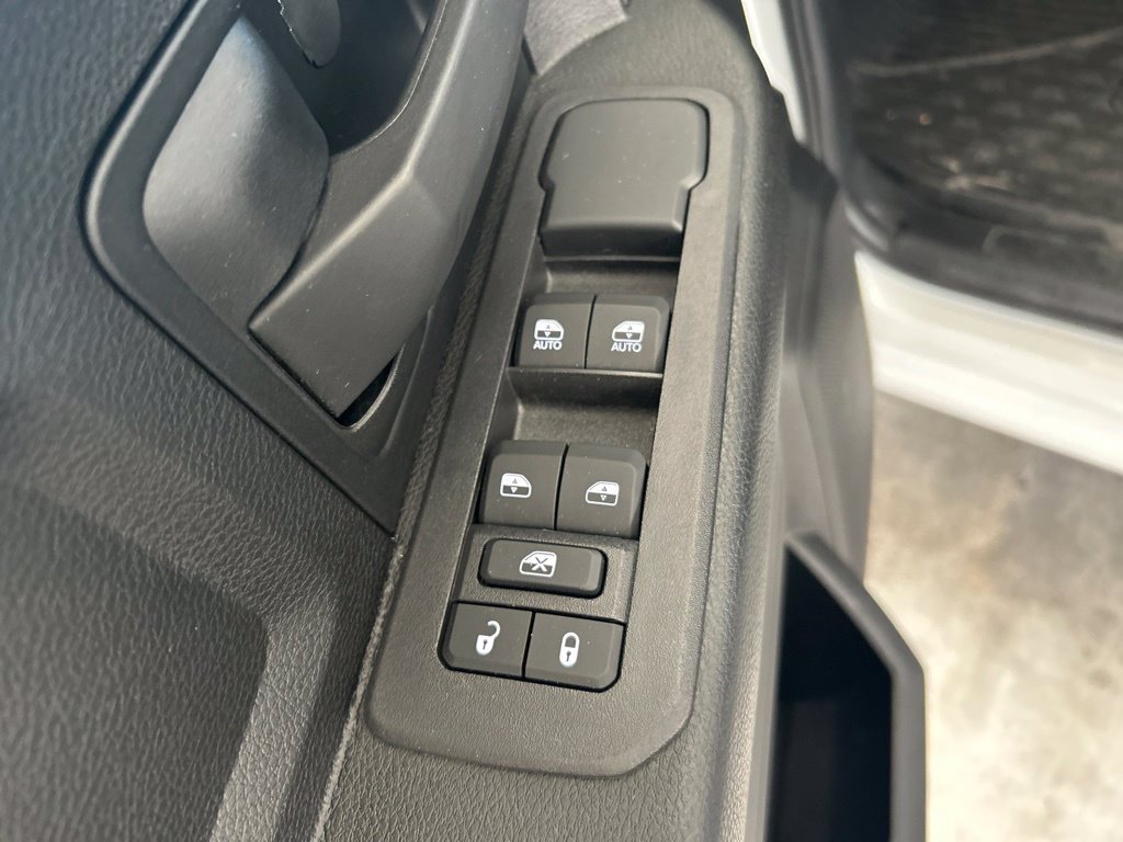 Used 2025 RAM 2500 Tradesman w/ Chrome Appearance Group AWD/4WD image 36