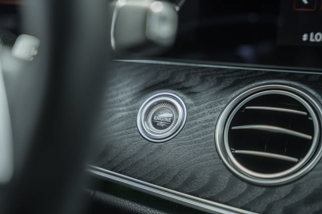 Certified 2022 Mercedes-Benz E 350 4MATIC Sedan image 27