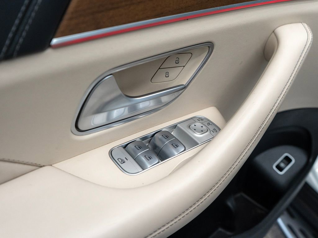 Used 2022 Mercedes-Benz GLS 63 AMG 4MATIC image 31